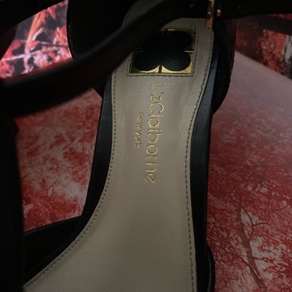 Liz Claiborne fringed kitten heels - Picture 5 of 8